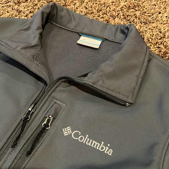 Men’s Columbia SoftShell Jacket SZ Small - Picture 2 of 4